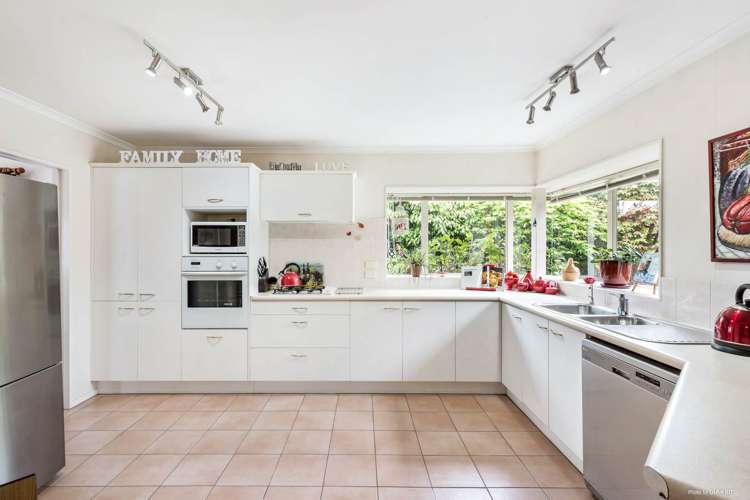 19 Trossach Place Wattle Downs_8