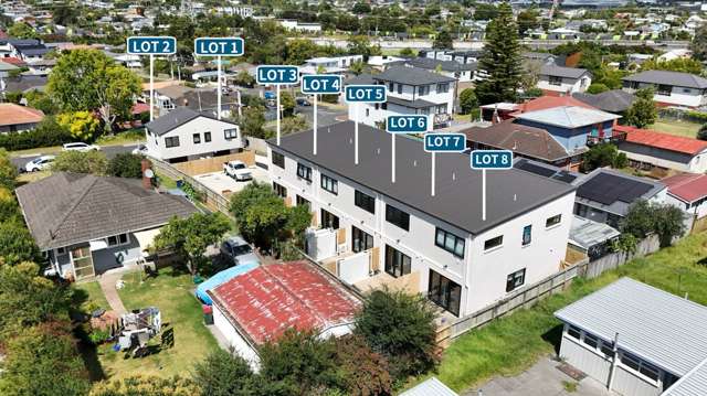 7/15 Toru Street Te Atatu Peninsula_1