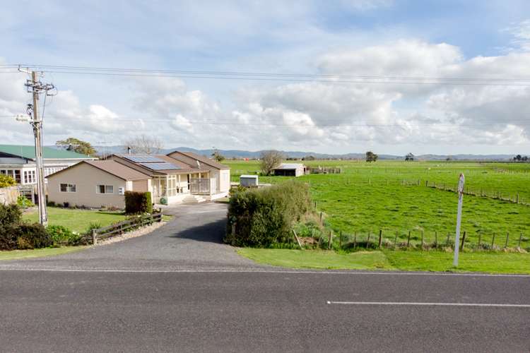 41 Pipiroa Road Ngatea_17