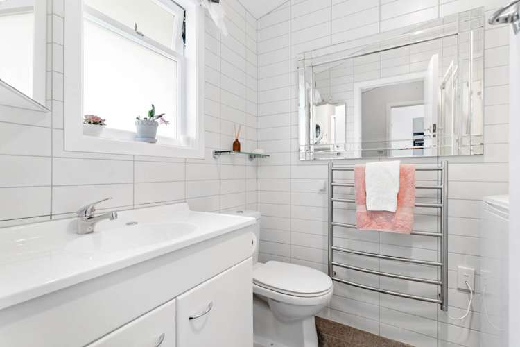 2/19 Montana Avenue Murrays Bay_12