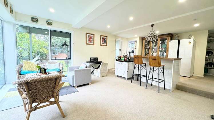 4 Easton Park Parade Glenfield_8