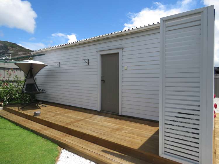 47 Shiel Street Reefton_16