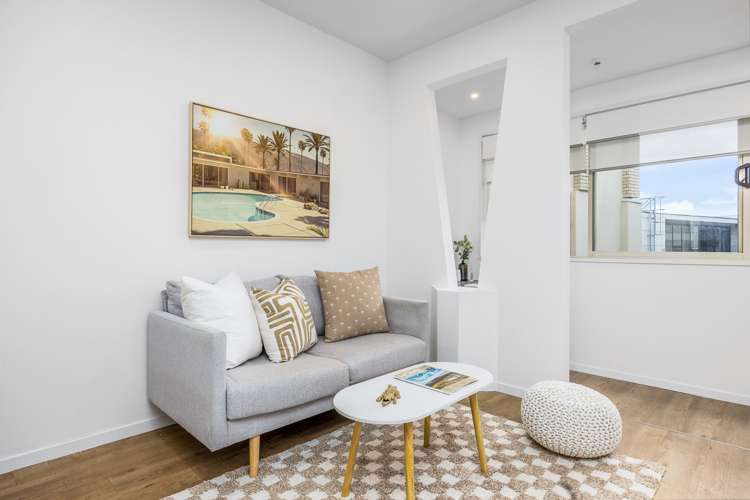 1a/9 Upper Queen Street Auckland Central_6