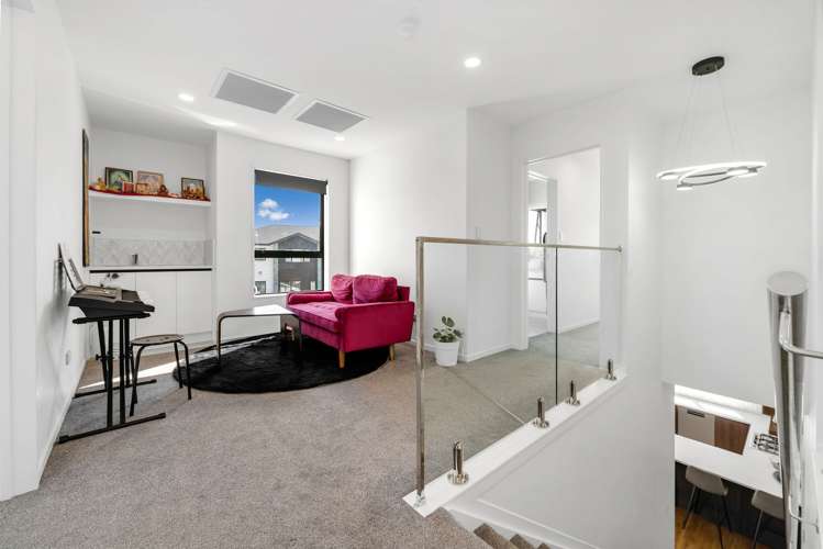 23 Tannaghmore Drive Flat Bush_16