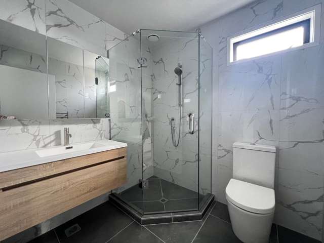 3/21 Divich Avenue Te Atatu South_2