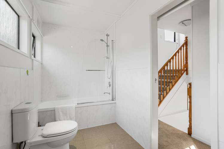 8 Lynngate Place Hillcrest_15