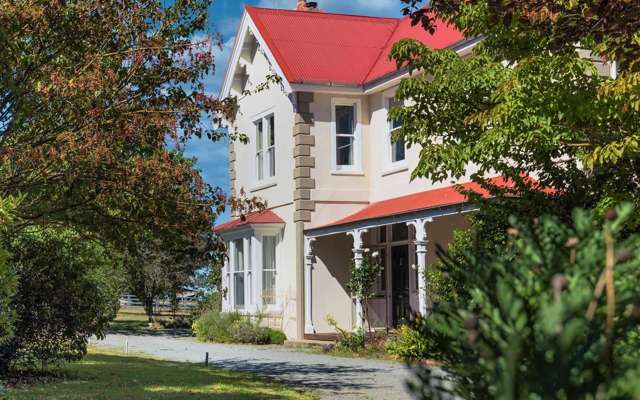 Book Your Private Tour of This Grand Estate