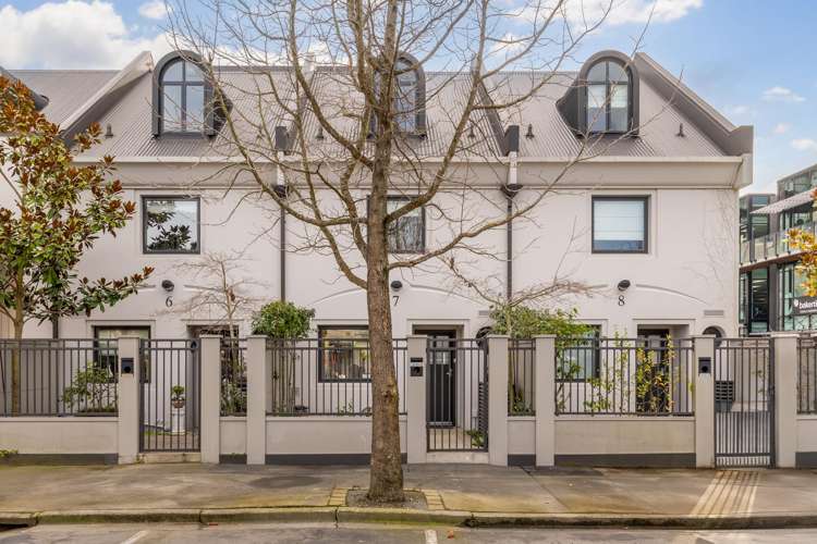 7/45 Chester Street West_0