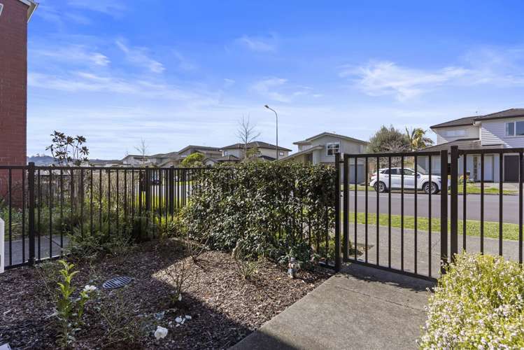 28 Brookview Drive Flat Bush_20