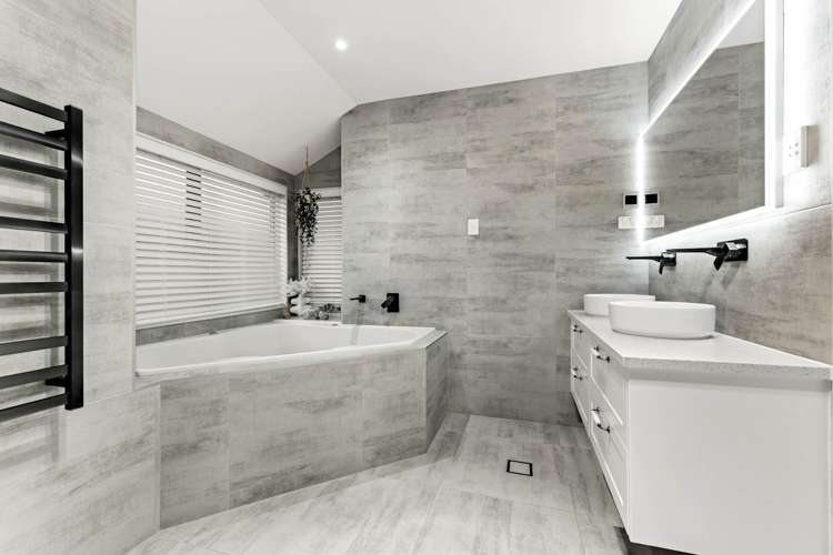 19 Tinaku Road Flat Bush_33