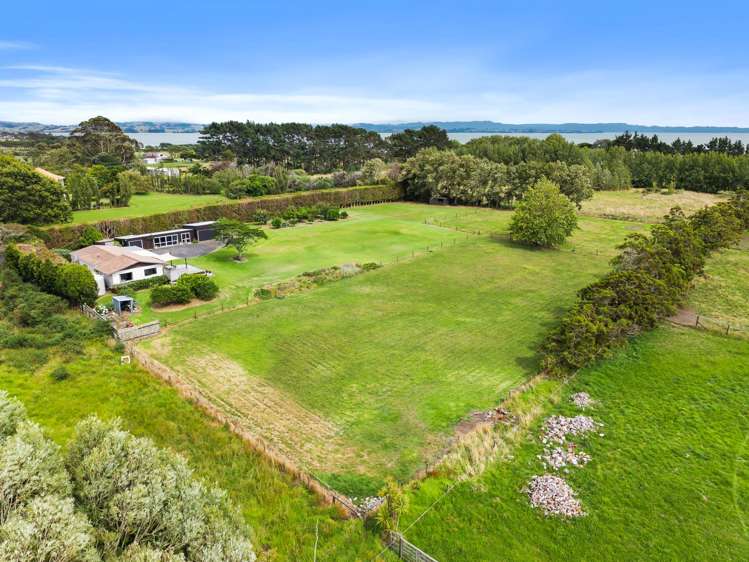 299A Clarks Beach Road Clarks Beach_16
