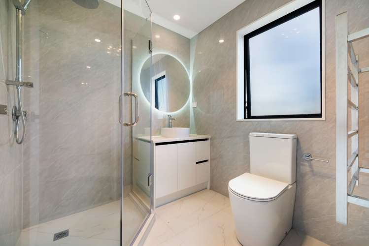 7 Bremner Ridge Street Flat Bush_19