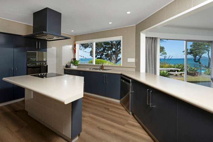 62 Sharon Road Waiake_15