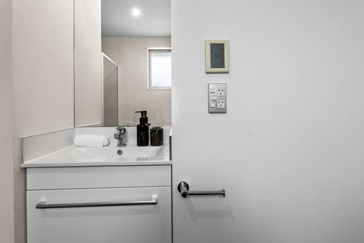 8/20 Old Red Barn Road Halswell_12