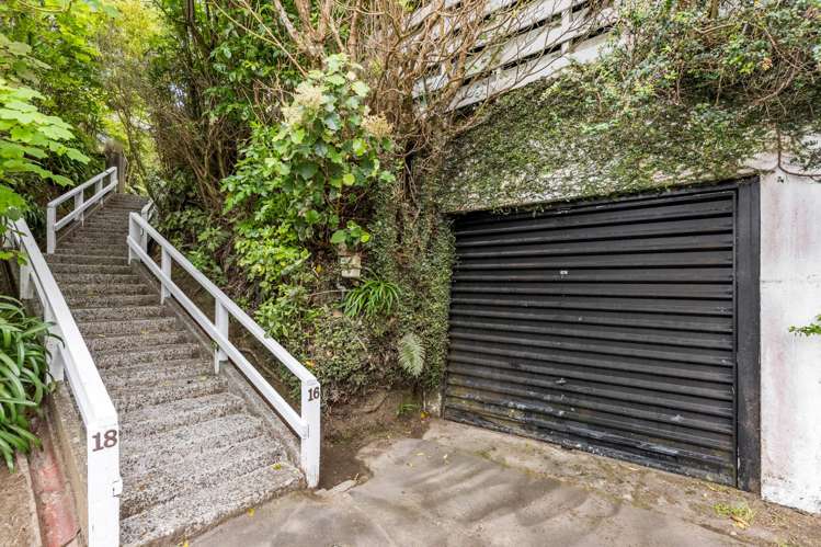 16 Newcombe Crescent Karori_3