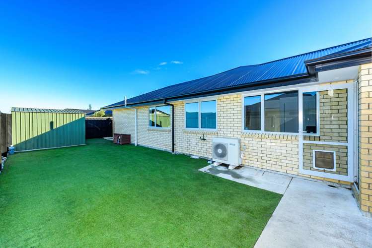 74 Oaks Drive Lincoln_25