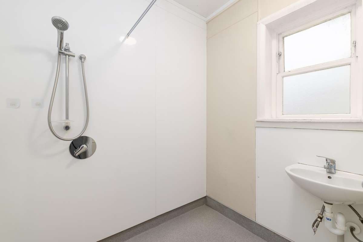 21 Dobson Street_4