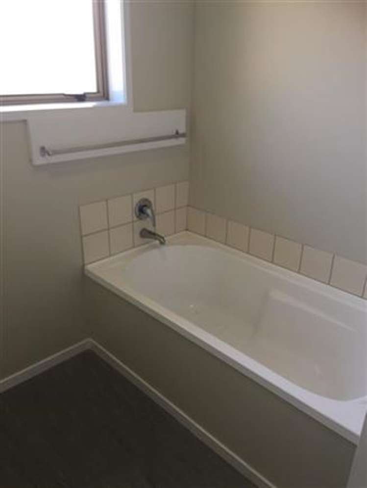 79 Pitt Avenue Clendon Park_7