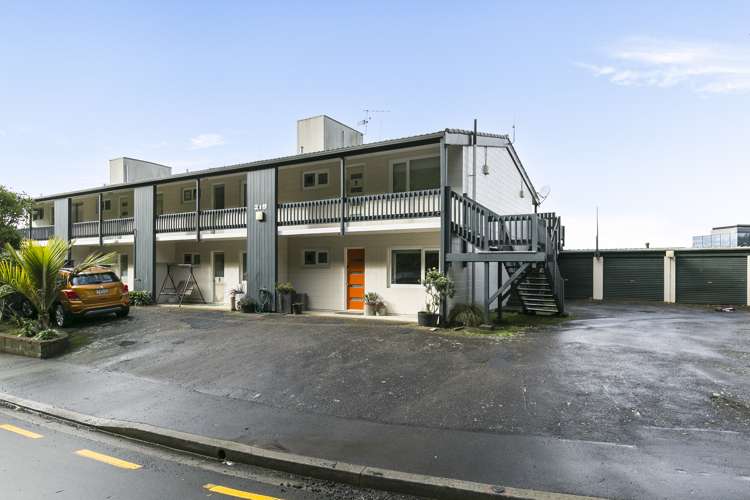 3/219 Grant Road Thorndon_14