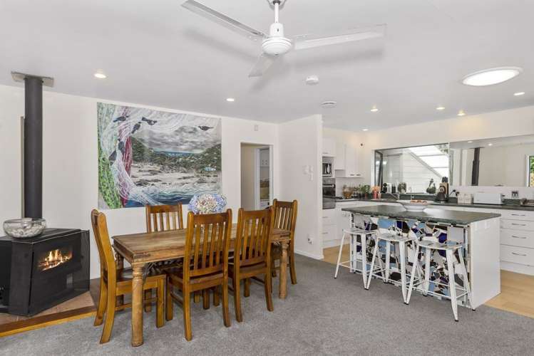 12a Tuakana Street Point England_5