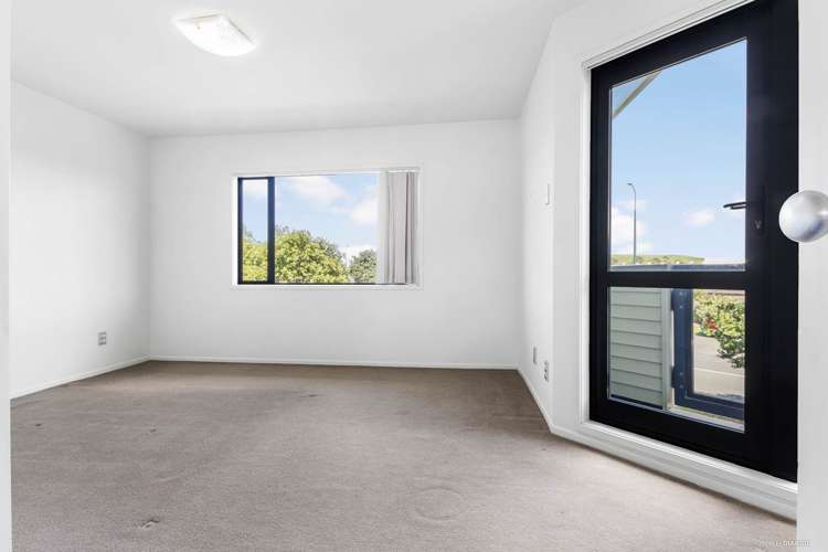 17/2 Armoy Drive East Tamaki_4