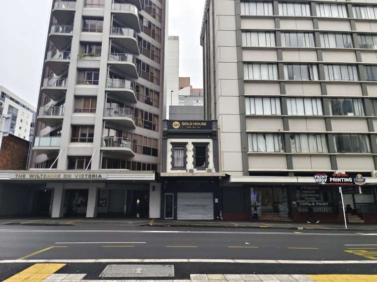 87 Victoria Street West_0