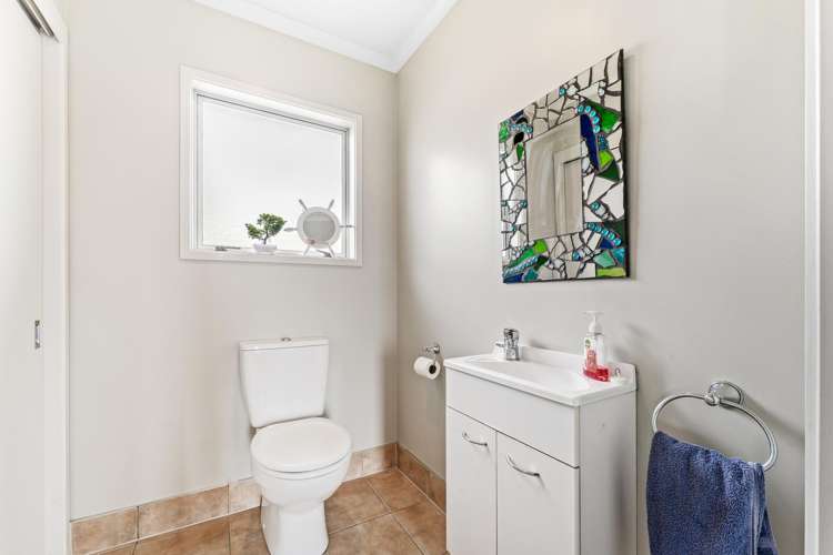 12 Rishworth Avenue Stanmore Bay_17