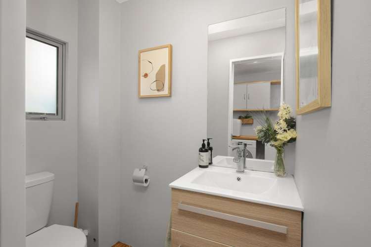 25A Bell Street Tawa_14