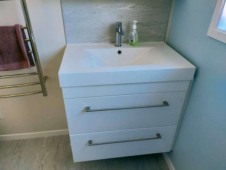 49 Hyde Street Wainuiomata_9