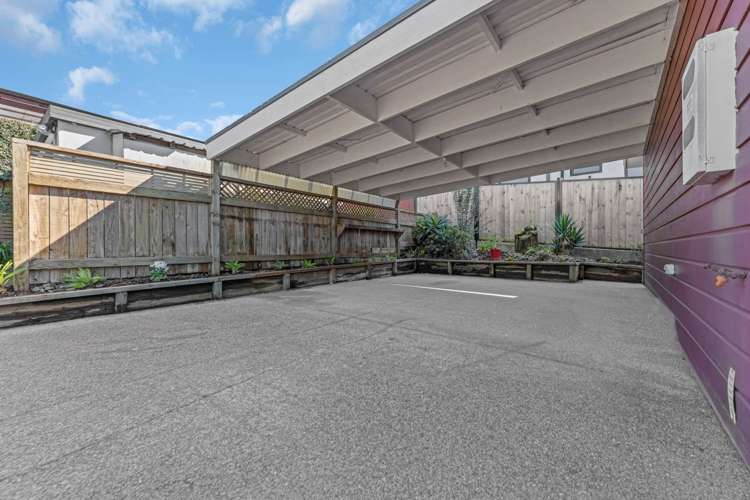 2/14 Pleasant Road Glen Eden_21