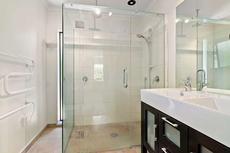 58 Ferry Hill Drive Lower Shotover_13