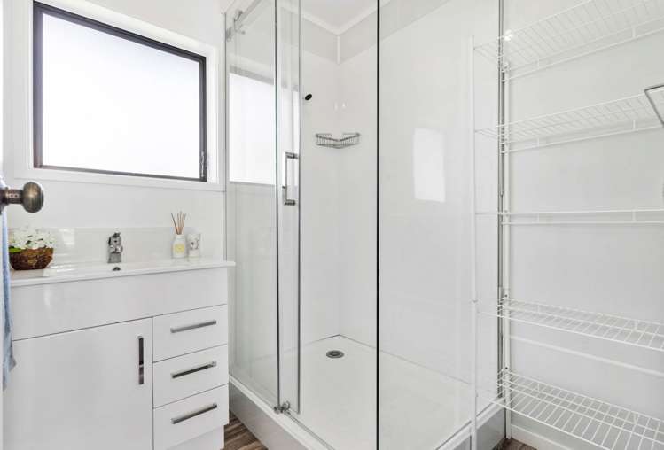 1/10 Evelyn Street Papatoetoe_11