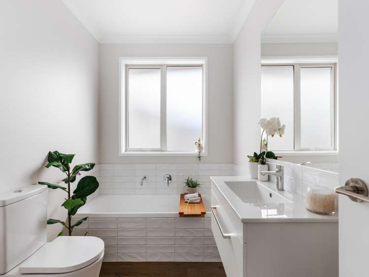 27 Moira Close Welcome Bay_13