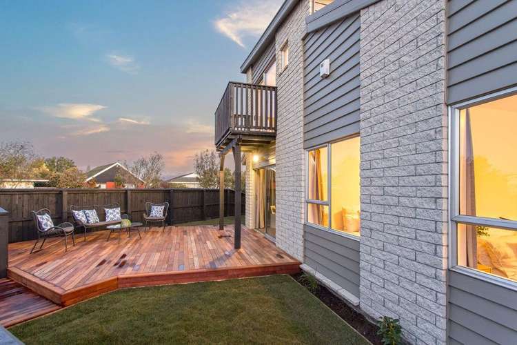 7 Omega Place Casebrook_20