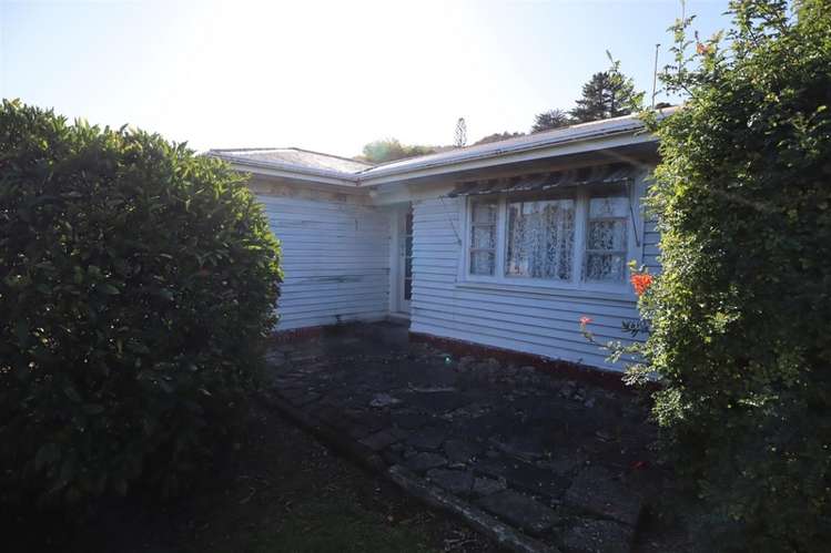 52 Ewing Road Riverside_5