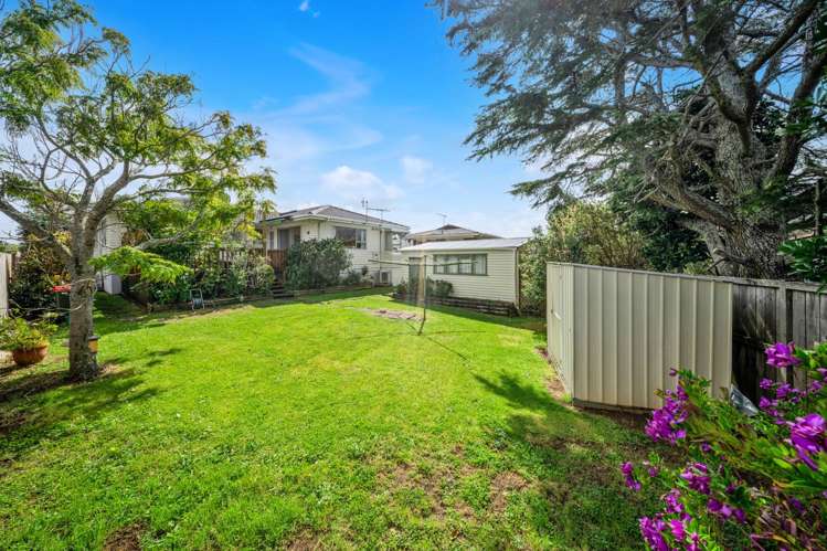 60 Priestley Drive Bucklands Beach_17
