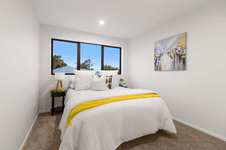 4/14 Roland Hill Glen Eden_10