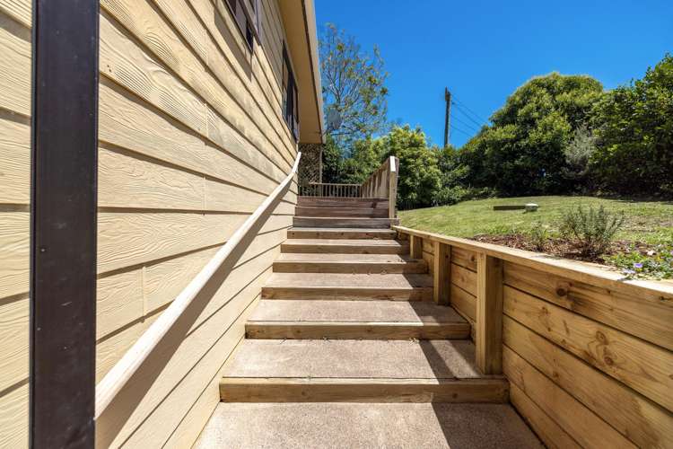 33 Tahatai Road Oneroa_15