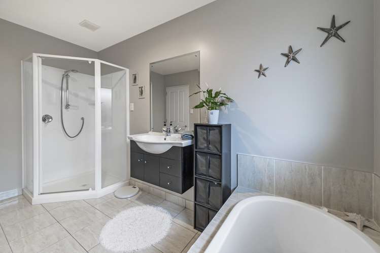 18 Globe Bay Drive Templeton_18