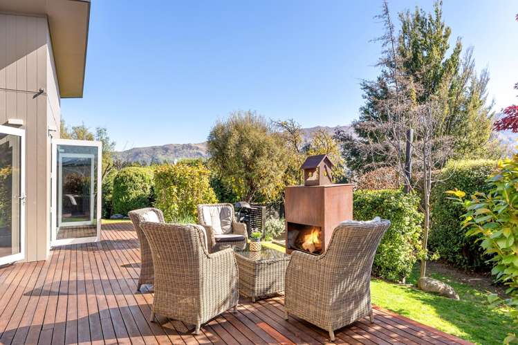 8 Pearce Place Wanaka_3
