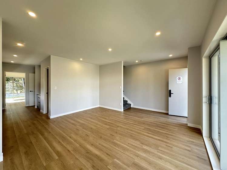 25 Yellow Pear Lane 1694_1