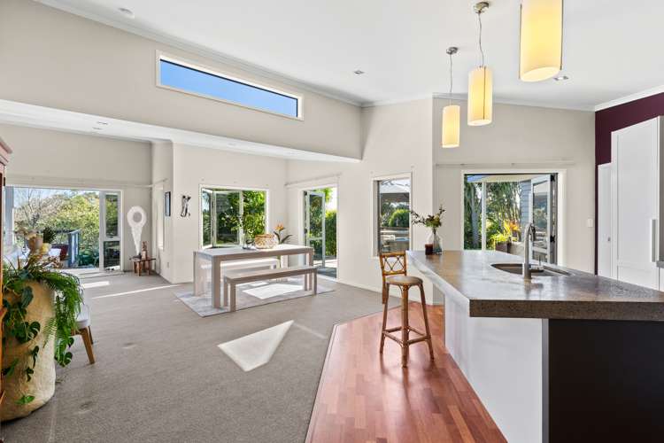 1154a South Road Oakura_5