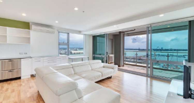1201/30 Beach Road_0