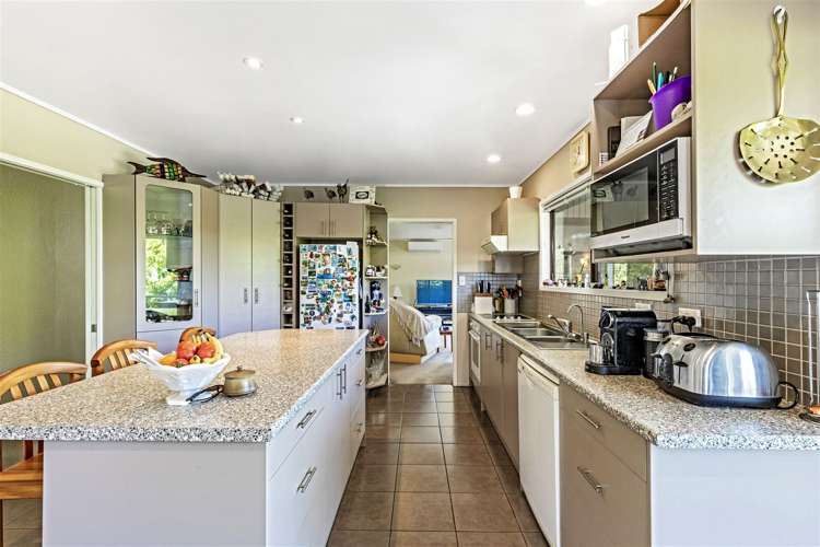 59 Merriefield Avenue Forrest Hill_13