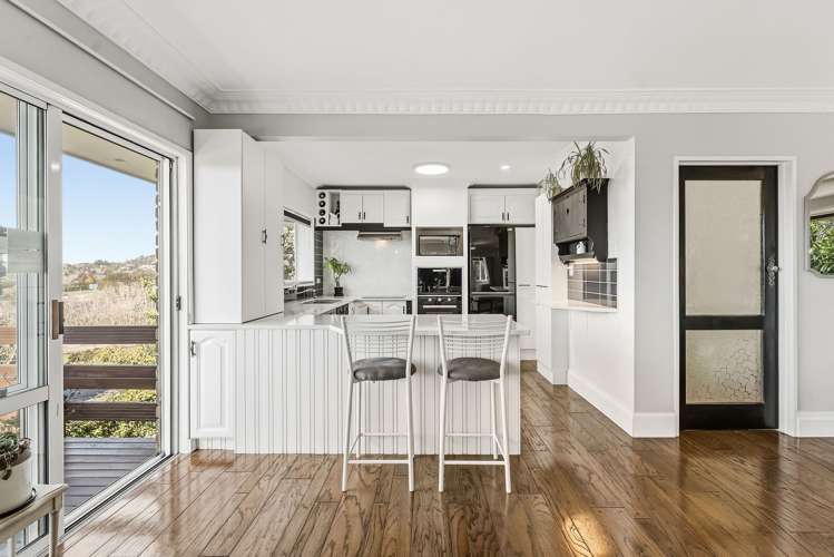 185 Armstrong Road_3