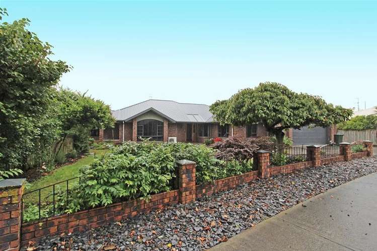 11 Saint James Avenue Richmond_16