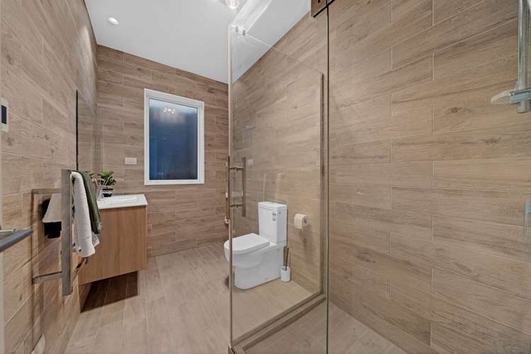 17 Masons Road Oteha_36