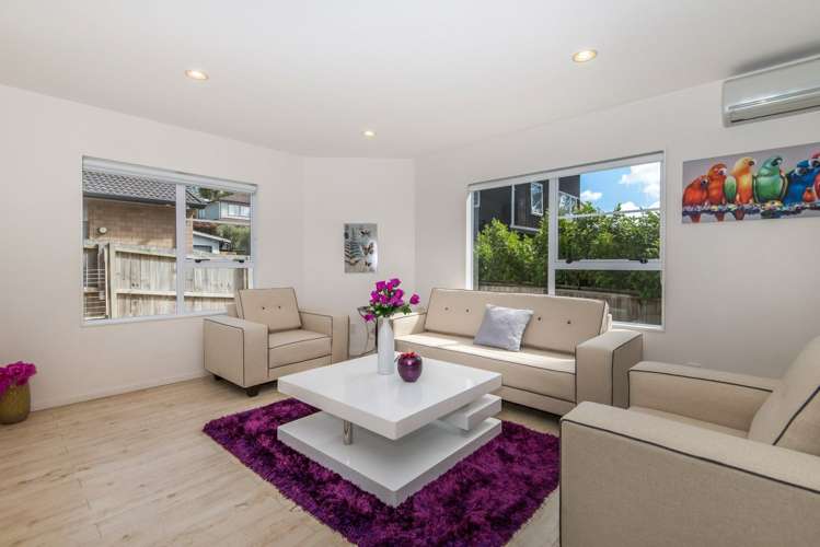 2/103l Glengarry Road Glen Eden_7