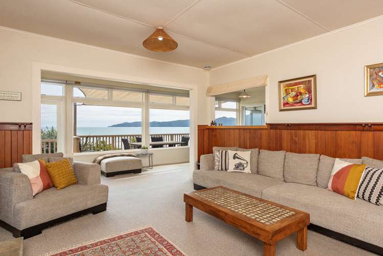 2 Kirkway Raumati Beach Kapiti Coast Houses for Sale One Roof