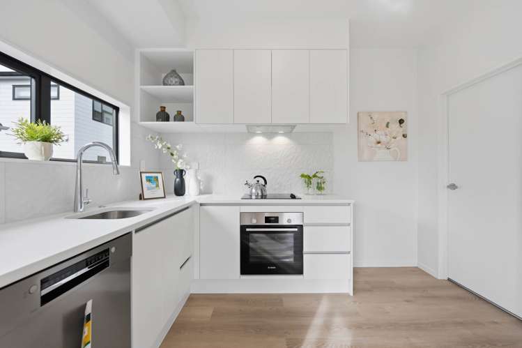 7/63 Gloria Avenue Te Atatu Peninsula_3